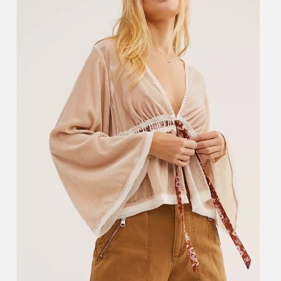 Free People Velvet Cardigan M Bell Sleeves Lace Trim Tie Ivory Boho Fairy Whimsy - Picture 2 of 13